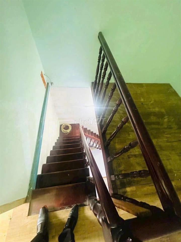 bán nhà ngõ hẻm đường Nguyễn Duy Dương , phường Vườn Lài