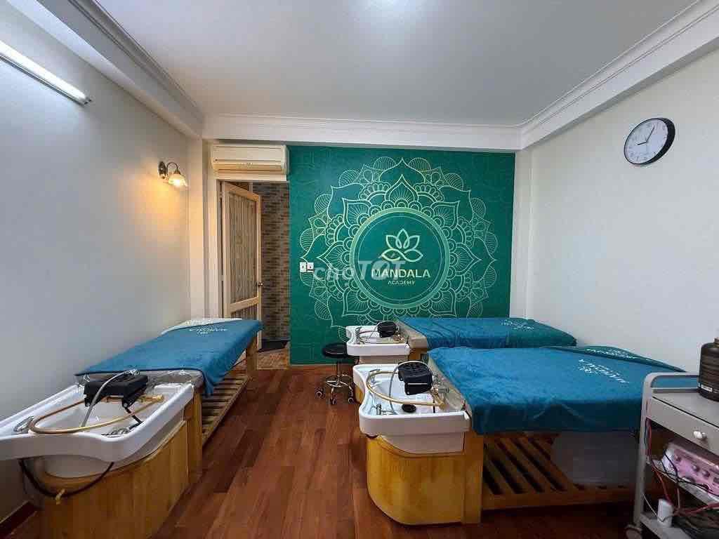 HOA SỨ PHÚ NHUẬN - mặt bằng spa / nha khoa / CF đẹp