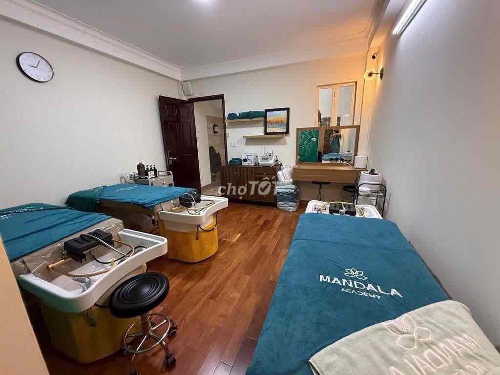 HOA SỨ PHÚ NHUẬN - mặt bằng spa / nha khoa / CF đẹp
