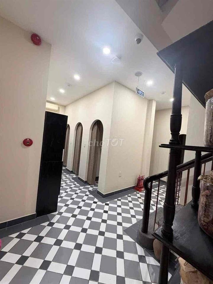sang nhượng mặt bằng spa đặng tất