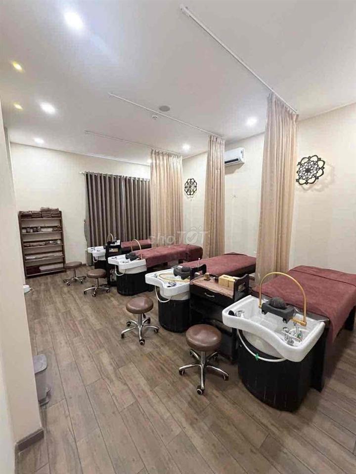 sang nhượng mặt bằng spa đặng tất