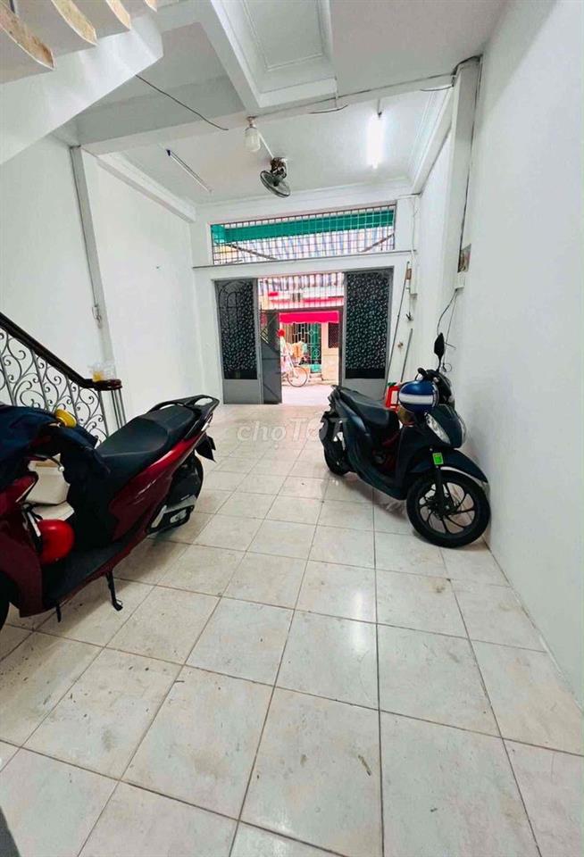 Cần tìm 3 bạn nam sinh viên ở ghép,  đã có phòng ở cách mạng tháng 8