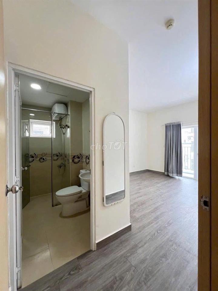 Cho thuê chung cư Hoa Sen, 262 Lạc Long Quân - 3PN, 110m2 giá 14tr5/th
