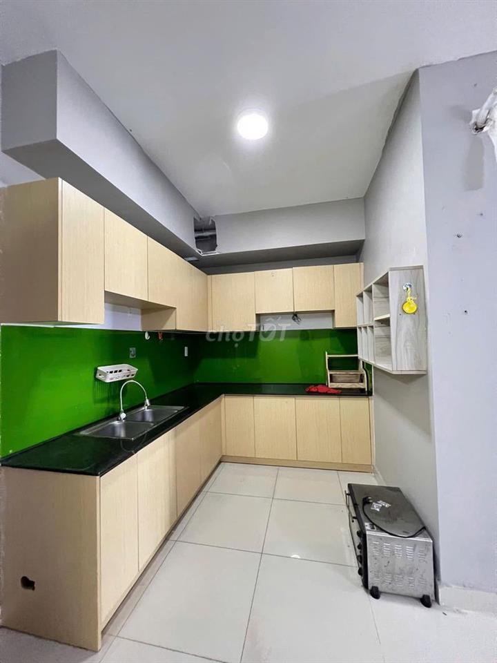 Cho thuê chung cư Hoa Sen, 262 Lạc Long Quân - 3PN, 110m2 giá 14tr5/th