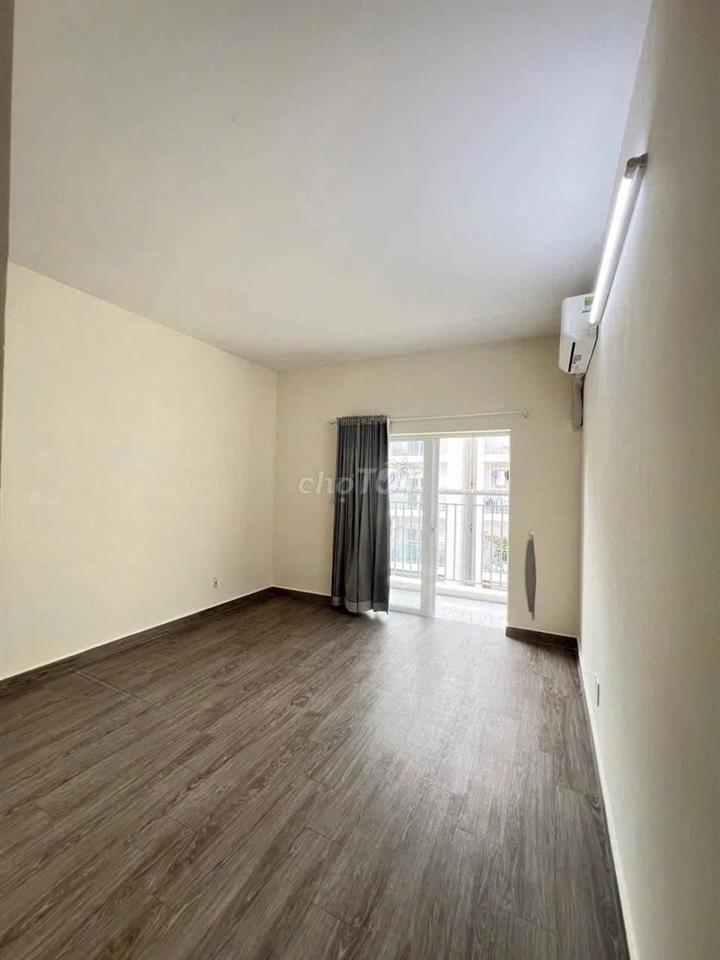 Cho thuê chung cư Hoa Sen, 262 Lạc Long Quân - 3PN, 110m2 giá 14tr5/th