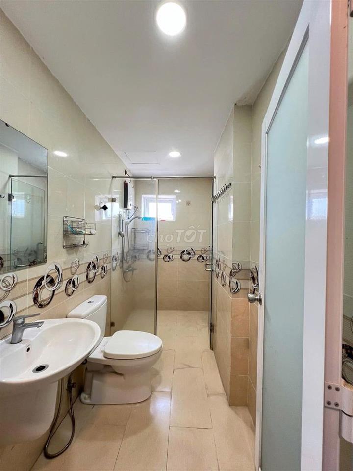 Cho thuê chung cư Hoa Sen, 262 Lạc Long Quân - 3PN, 110m2 giá 14tr5/th