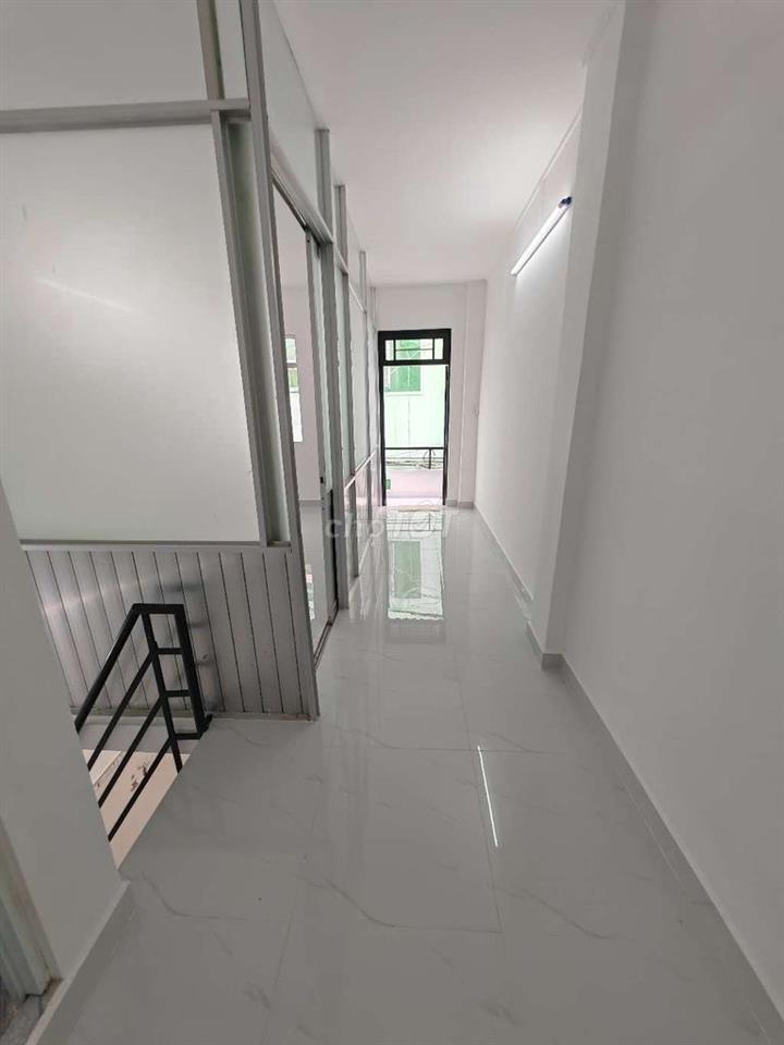 BÁN NHÀ Q11 - TÂN THÀNH - NGUYỄN THỊ NHỎ - HỒNG BÀNG - 24M2