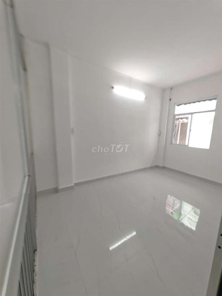 BÁN NHÀ Q11 - TÂN THÀNH - NGUYỄN THỊ NHỎ - HỒNG BÀNG - 24M2