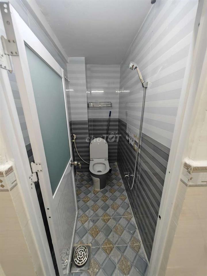 BÁN NHÀ Q11 - TÂN THÀNH - NGUYỄN THỊ NHỎ - HỒNG BÀNG - 24M2