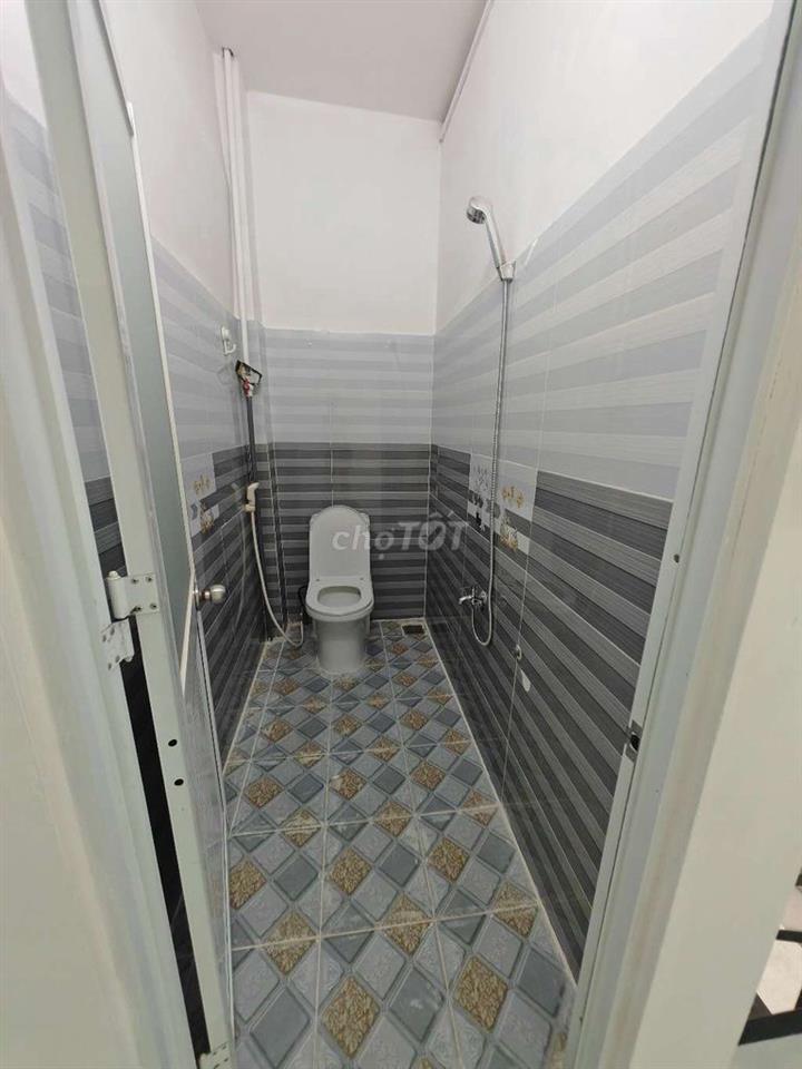 BÁN NHÀ Q11 - TÂN THÀNH - NGUYỄN THỊ NHỎ - HỒNG BÀNG - 24M2