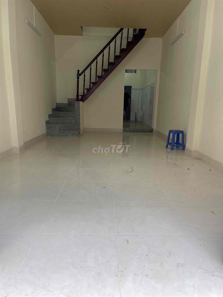 chính chủ cho thuê nguyên căn diện tích 4x14m