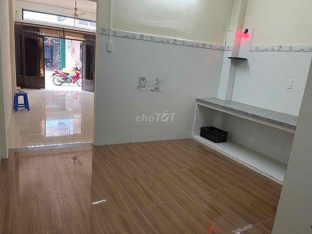 chính chủ cho thuê nguyên căn diện tích 4x14m