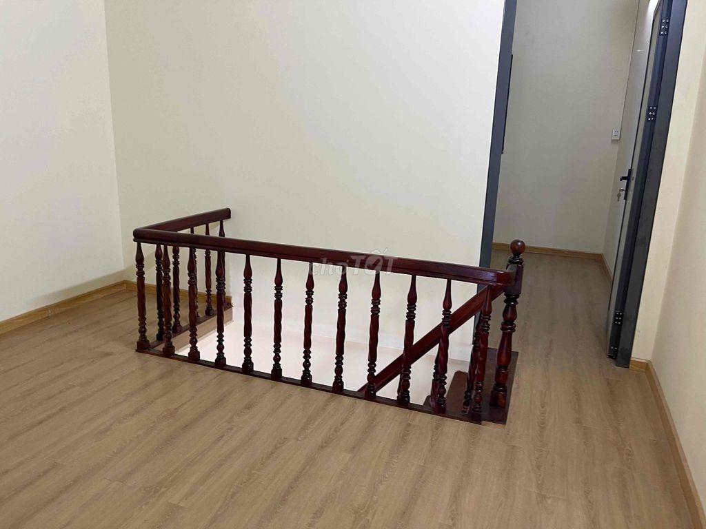 chính chủ cho thuê nguyên căn diện tích 4x14m
