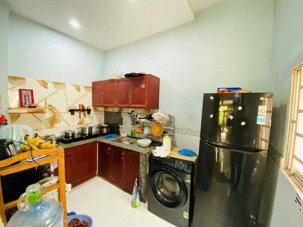 Bán nhà sổ hồng chung cầm tay