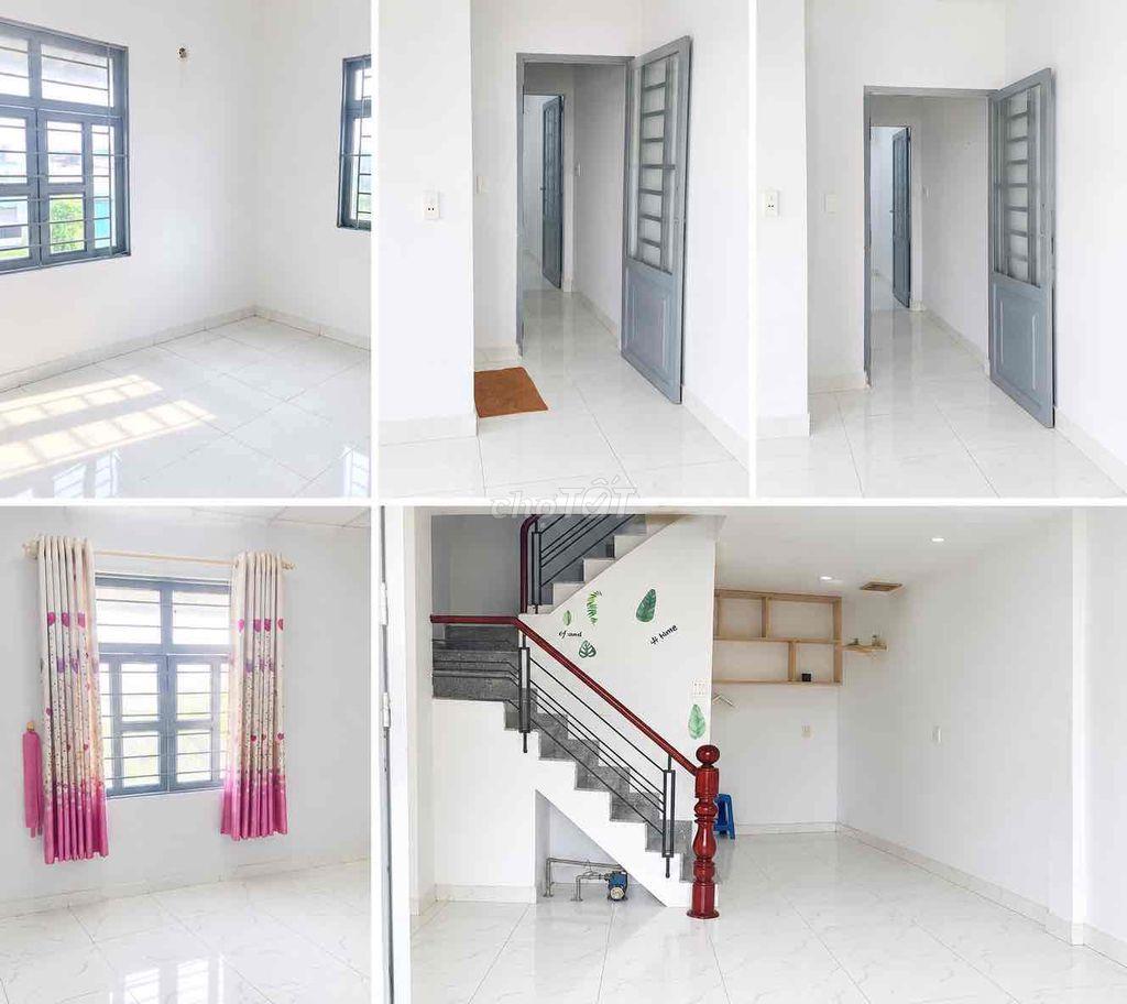 Cho thuê nha nguyên căn mặt tiền kênh thông thoáng