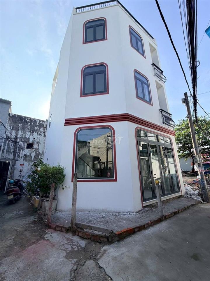 Bán nhà góc 2 mặt tiền thạnh xuân 21 gần chợ minh phát