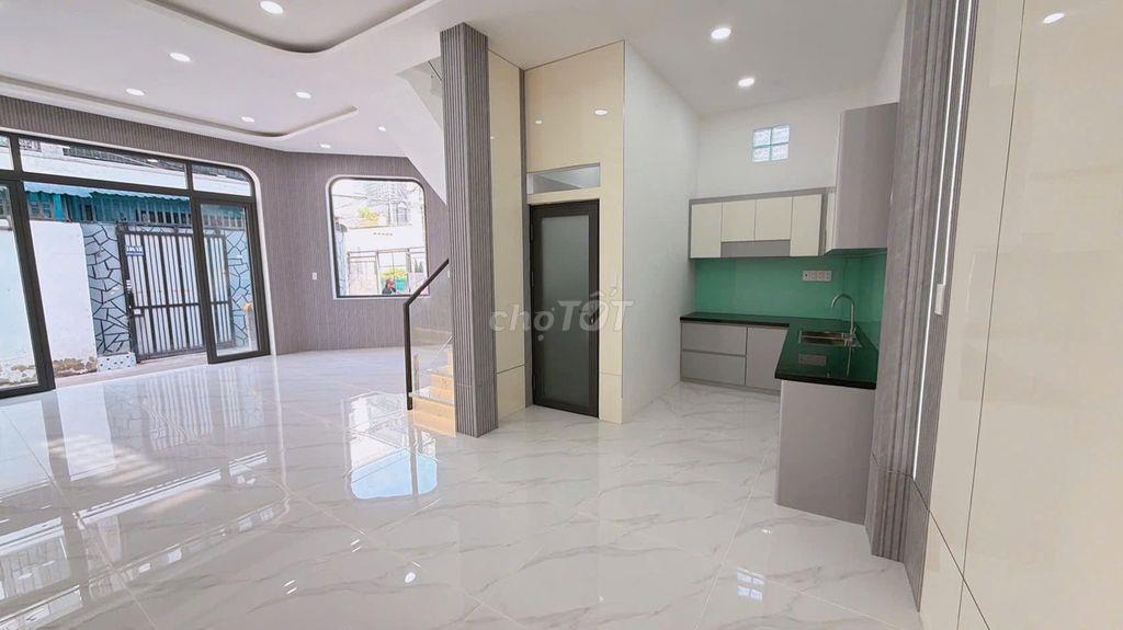 Bán nhà góc 2 mặt tiền thạnh xuân 21 gần chợ minh phát