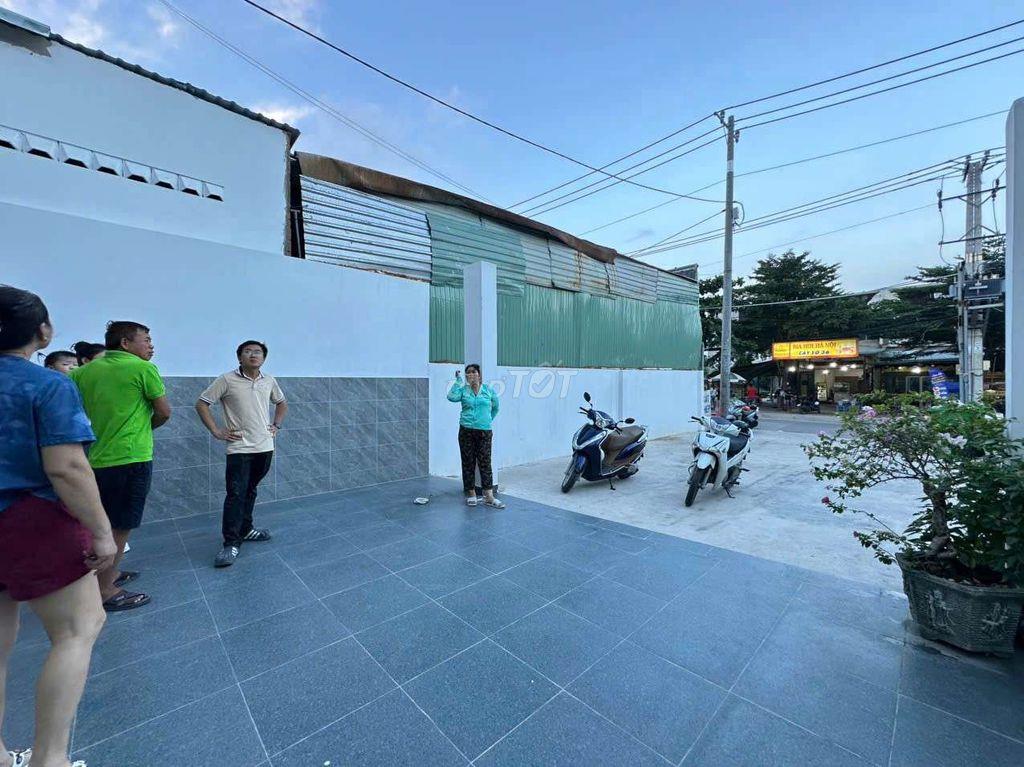 Mặt tiền Vườn Lài An Phú Đông
