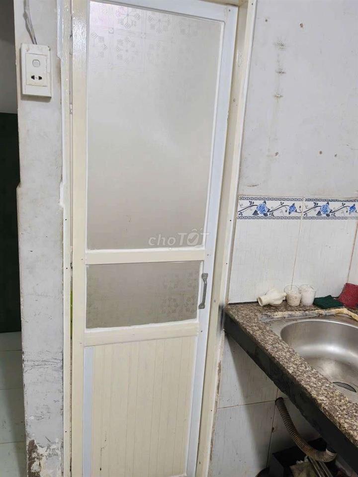 PHÒNG TRỌ MẶT TIỀN ĐƯỜNG TÂN THỚI HIỆP 14, P. TÂN THỚI HIỆP, TP. HCM
