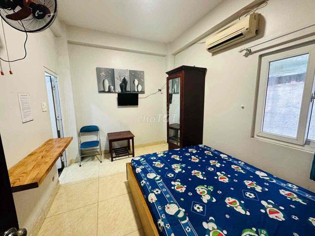 CHO THUÊ CHDV MỚI _ Full Nội Thất _ Có thang máy _ Gần ngã tư ga