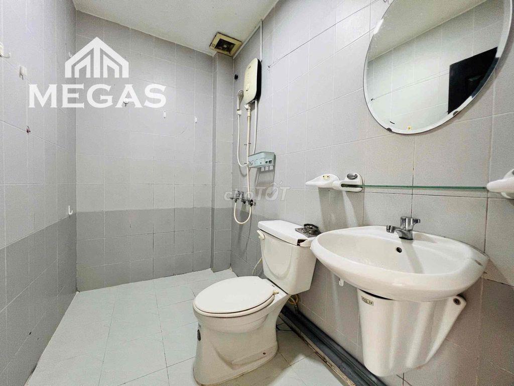 Tìm 1 bạn nữ ở ghép, ưu tiên bạn nào là tân sv