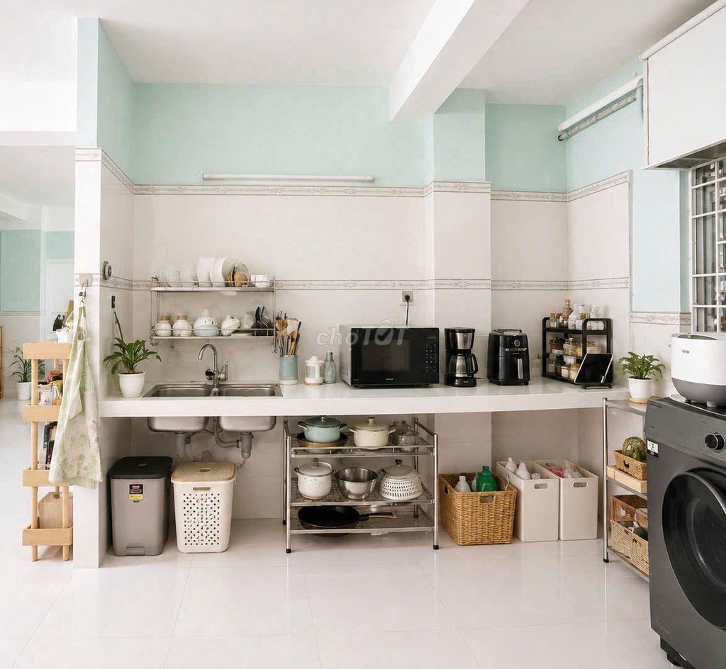 Chính chủ cho thuê chung cư H1 Hoàng Diệu 2PN 1WC