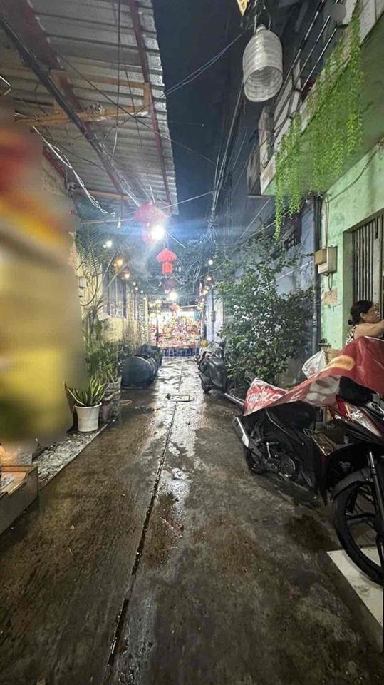 BÁN NHÀ MỚI QUẬN 4