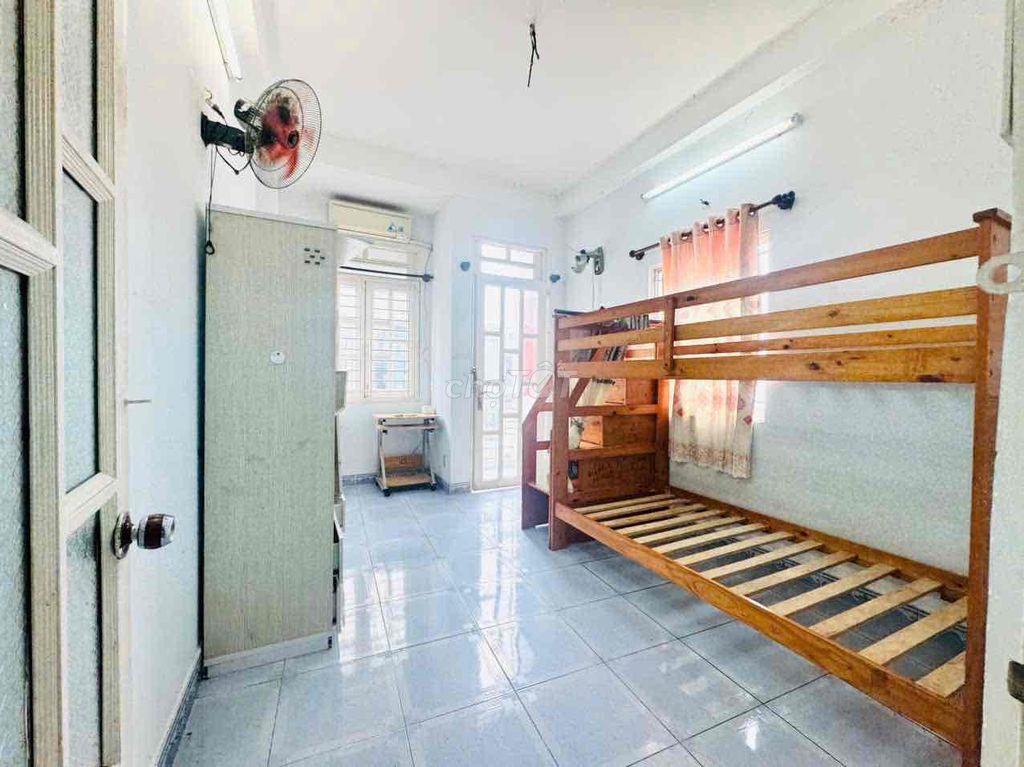 🏠 CHO THUÊ NHÀ NGUYỄN THẦN HIẾN HẺM 1/ – P.18, Q.4