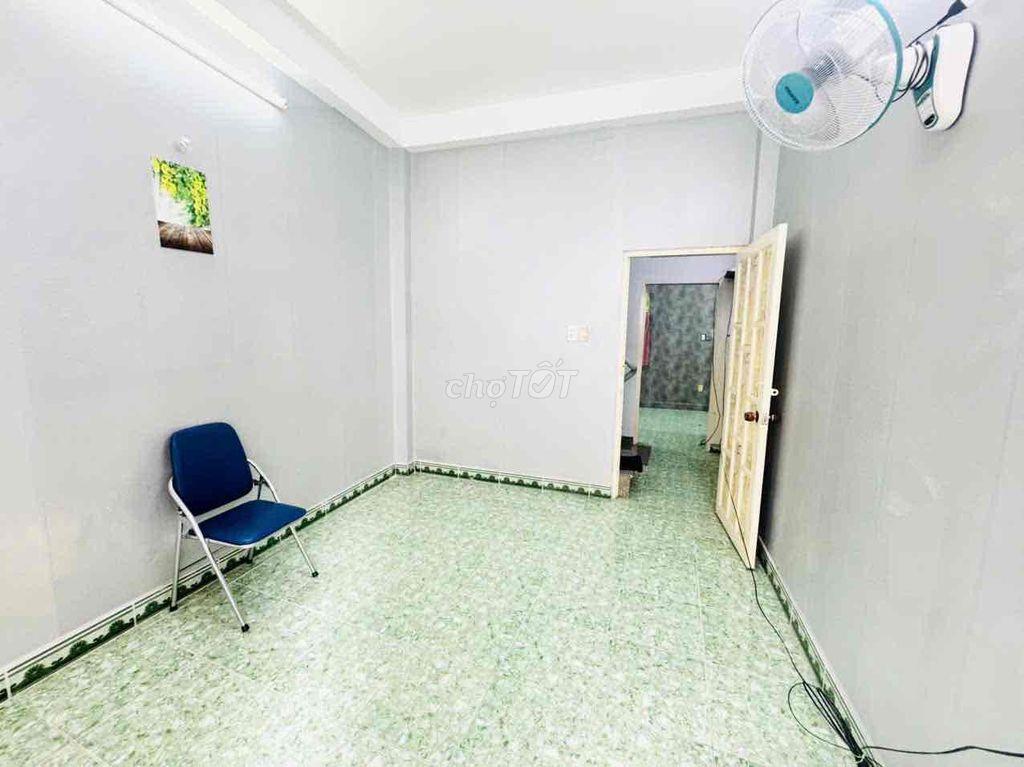 🏠 CHO THUÊ NHÀ NGUYỄN THẦN HIẾN HẺM 1/ – P.18, Q.4