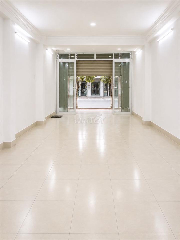CHO THUÊ MẶT BẰNG TẦNG TRỆT 72M²  Q4