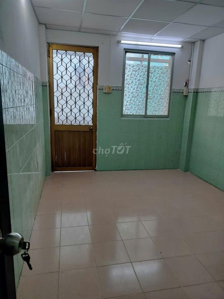 Cho thuê phòng trọ full 1 tầng riêng biệt, Đoàn Văn Bơ, Quận 4