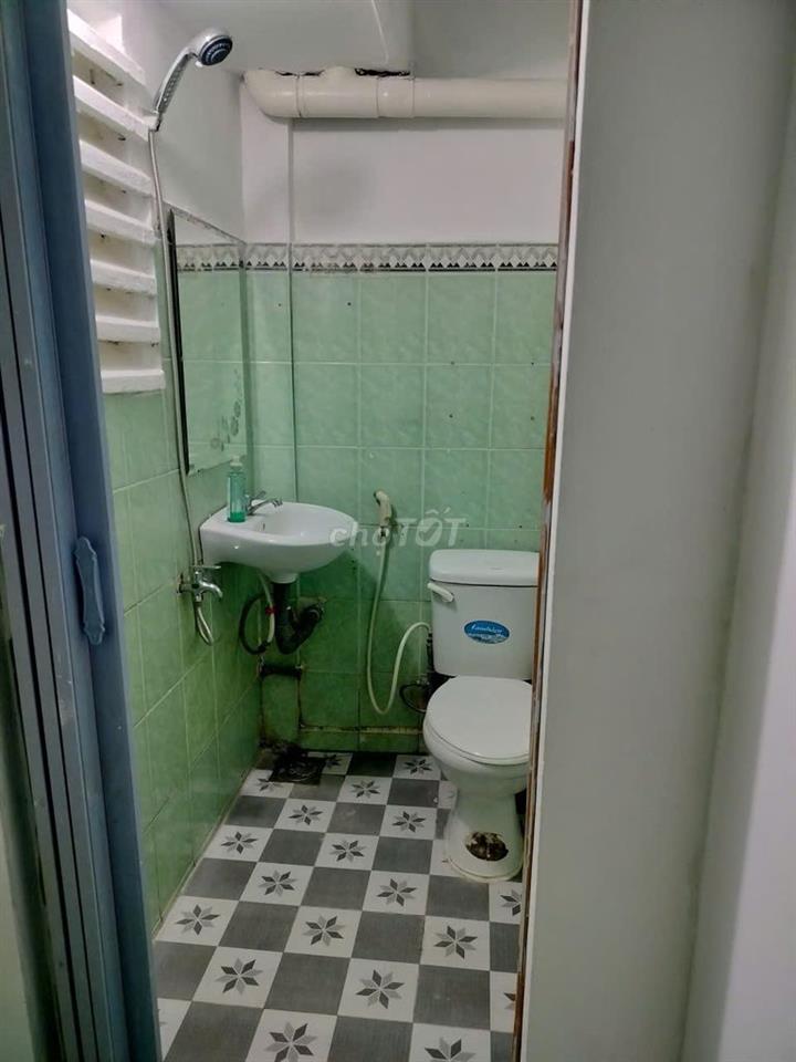 Cho thuê phòng trọ full 1 tầng riêng biệt, Đoàn Văn Bơ, Quận 4
