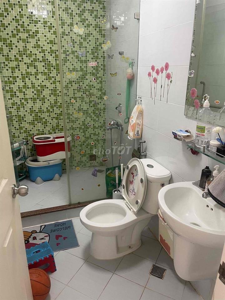 Bán căn hộ 93m2 giá 4,5tỉ có thương lượng!