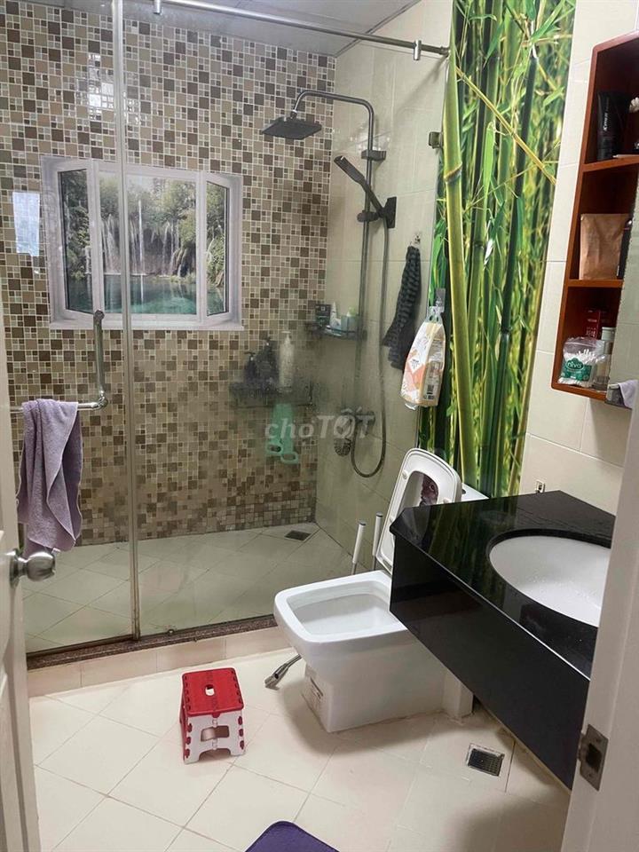 Bán căn hộ 93m2 giá 4,5tỉ có thương lượng!