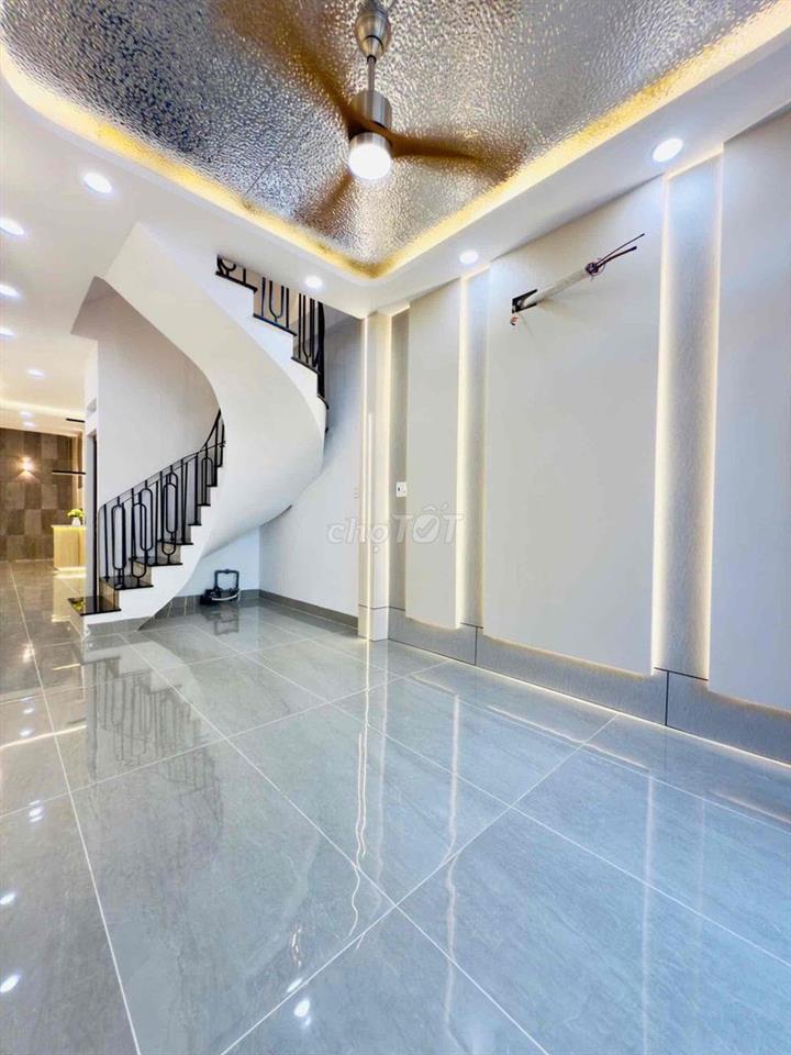 Mặt tiền Lò Gốm Q6 view sông hơn 7Tỷ dtsd gần 200m2