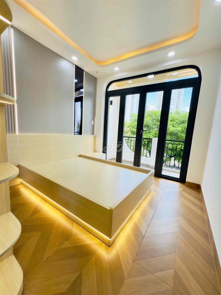 Mặt tiền Lò Gốm Q6 view sông hơn 7Tỷ dtsd gần 200m2