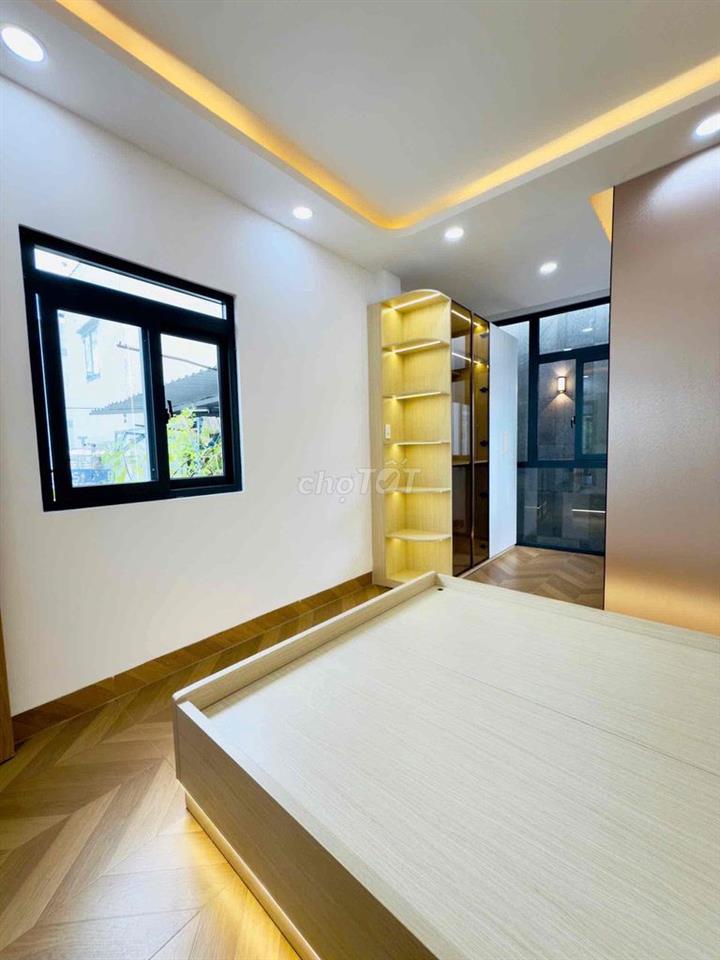 Mặt tiền Lò Gốm Q6 view sông hơn 7Tỷ dtsd gần 200m2