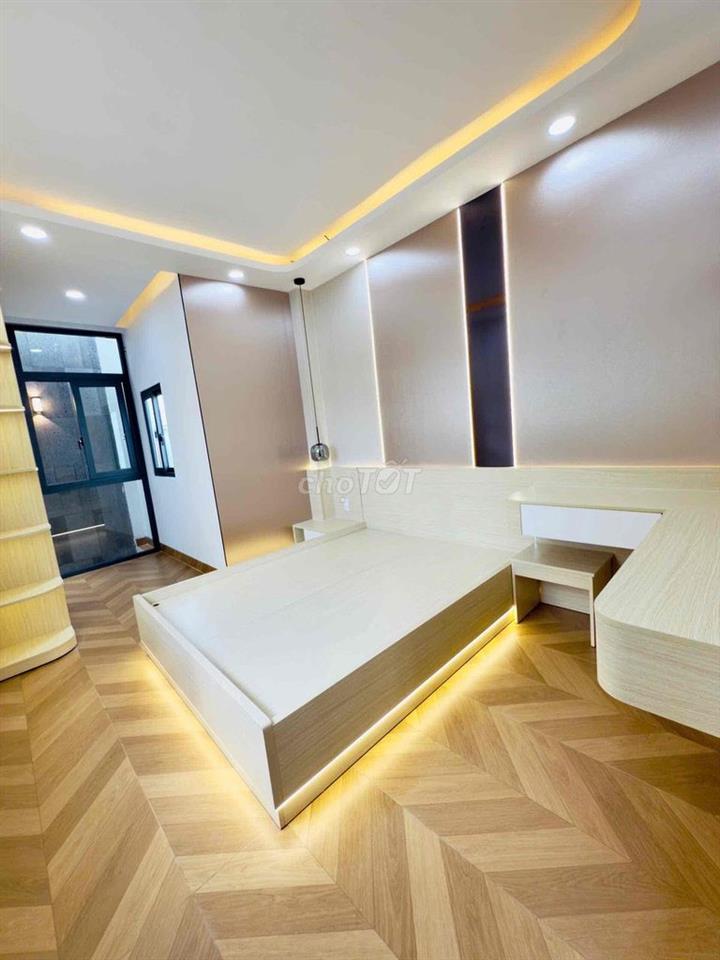 Mặt tiền Lò Gốm Q6 view sông hơn 7Tỷ dtsd gần 200m2
