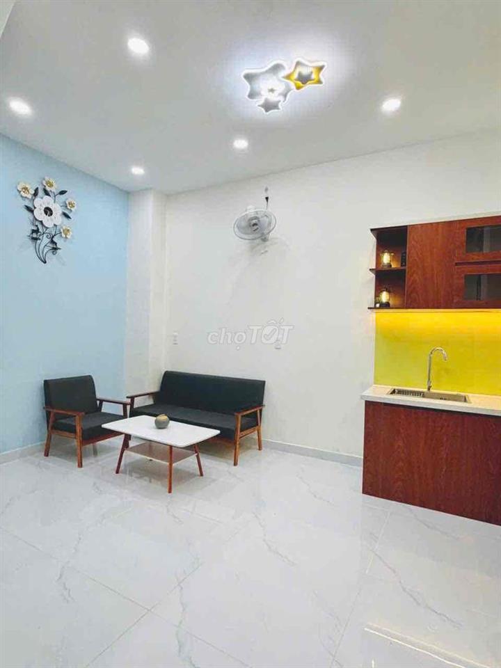 NHÀ 3TỶ đường TRƯỜNG CHINH mới đẹp 3pn3wc