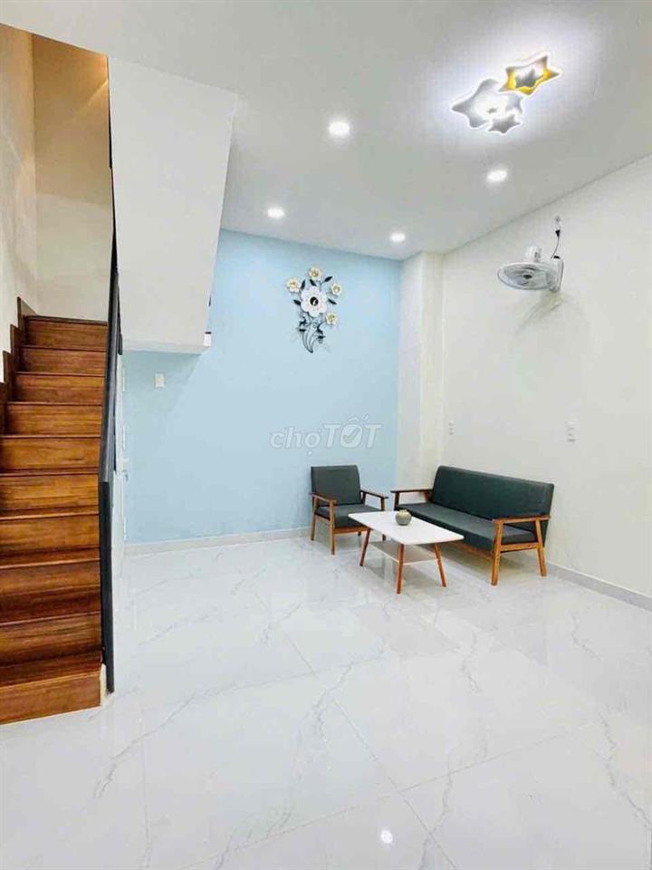 NHÀ 3TỶ đường TRƯỜNG CHINH mới đẹp 3pn3wc