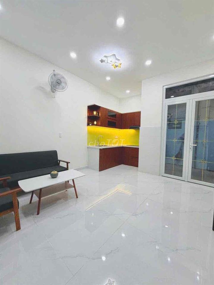 NHÀ 3TỶ đường TRƯỜNG CHINH mới đẹp 3pn3wc