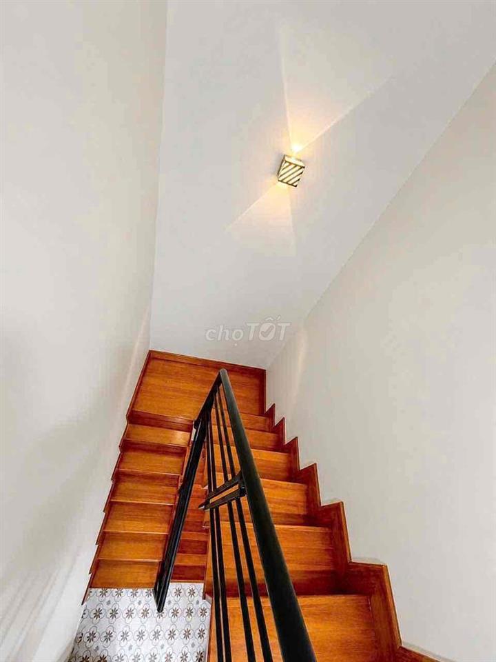 NHÀ 3TỶ đường TRƯỜNG CHINH mới đẹp 3pn3wc