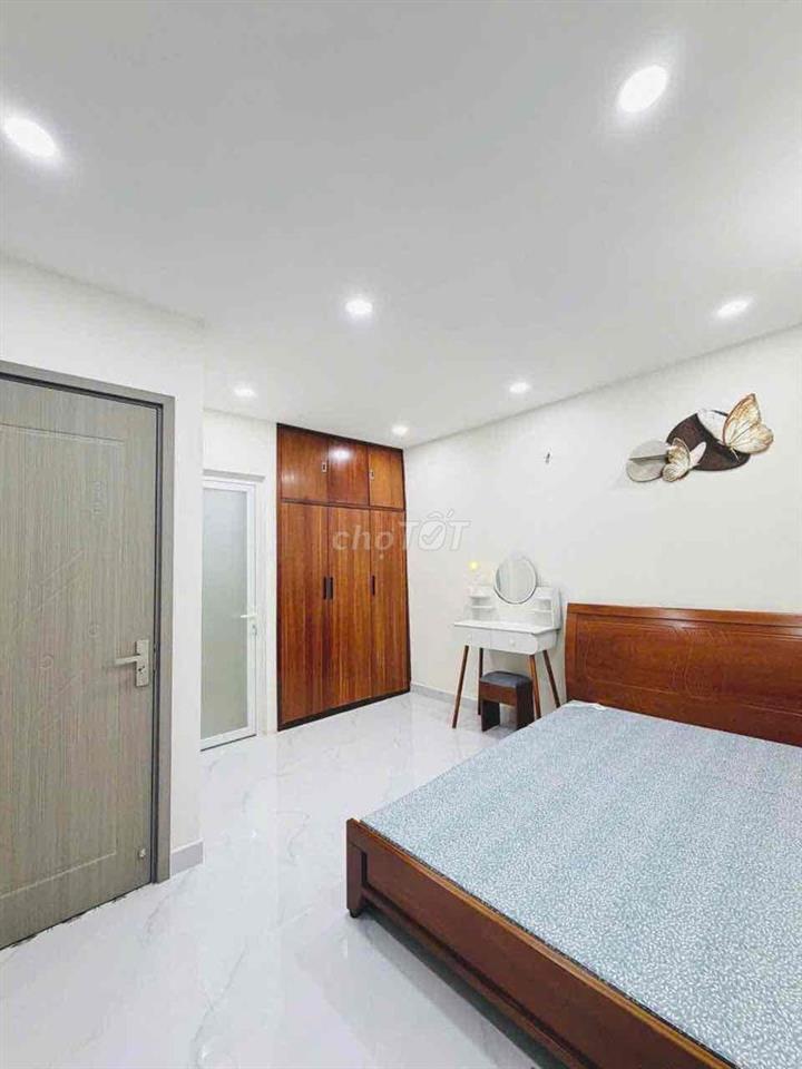 NHÀ 3TỶ đường TRƯỜNG CHINH mới đẹp 3pn3wc