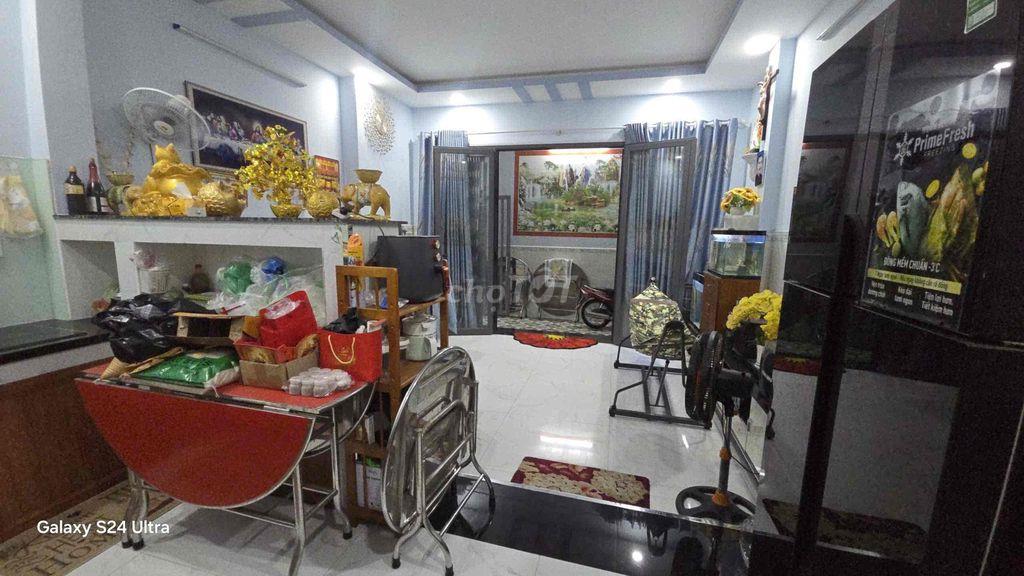 Bán Nhà Minh Phụng Q6 70m2 hơn 5Đ
