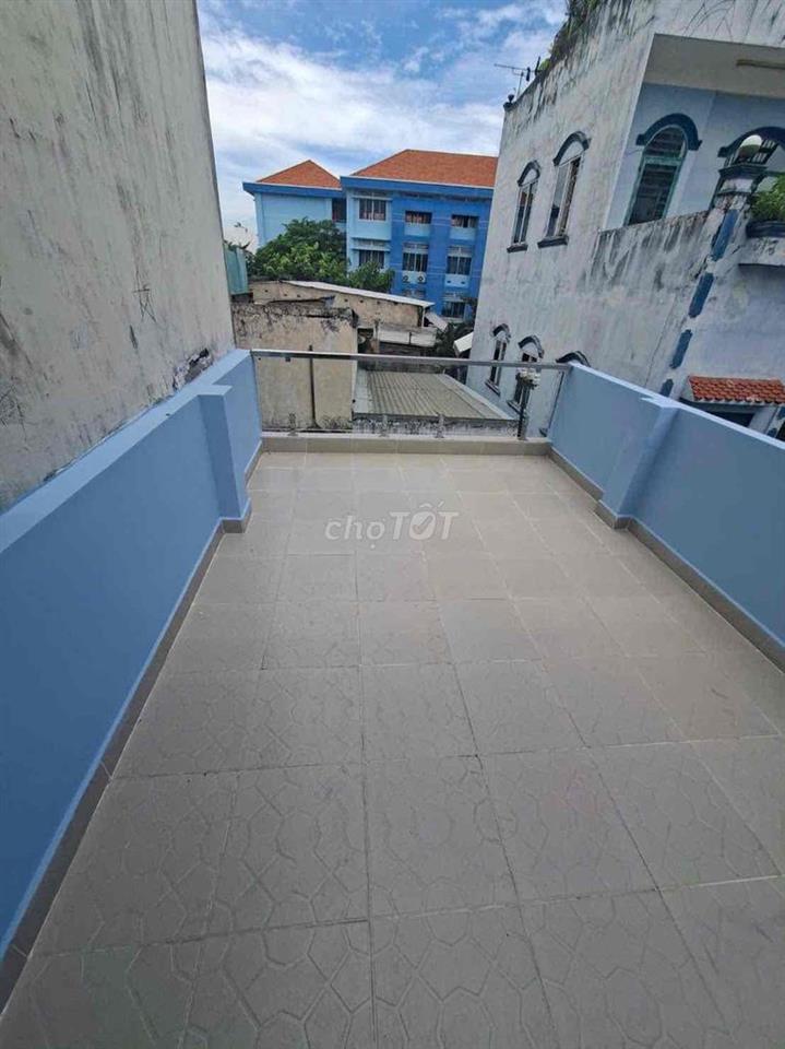 NHÀ BẾN PHÚ LÂM Q6 GIẢM MẠNH CHỈ CÒN HƠN 4Đ NHÀ 3tầng dtsd 90m2