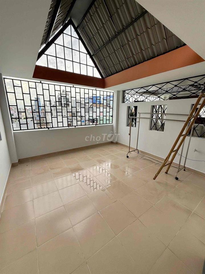 BÁN NHÀ KHU ĐỒNG BỘ AN NINH ngang 4m * dài 12m Q.TÂN PHÚ