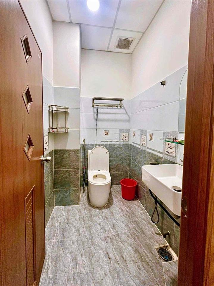 Nhà 5 Tầng hẻm xe tải Chiến Lược Q.Bình Tân 52m2 nhỉnh 5 TỶ