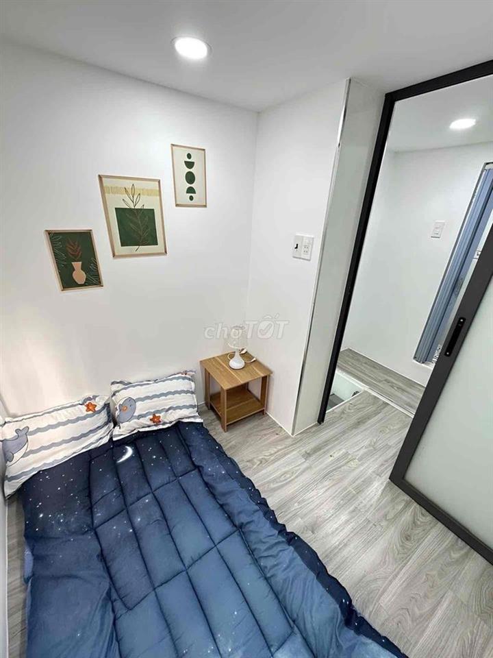 NHỈNH 1 TỶ NHÀ 3 TẦNG + LỮNG SÁT CHỢ LỢN DTSD 40m2