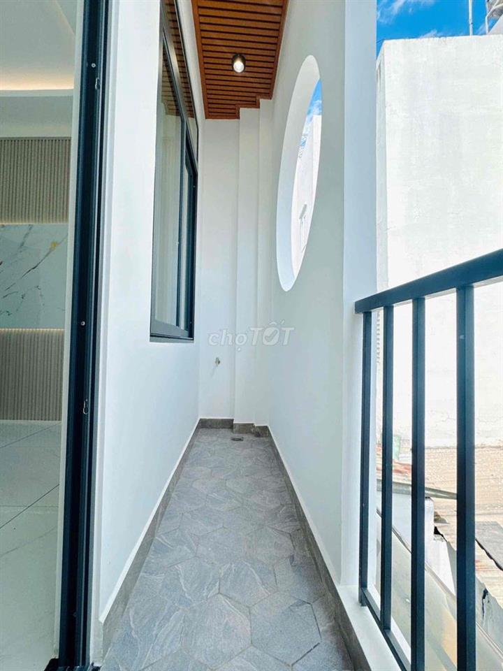 HẠ GẤP 200Tr nhà PHẠM VĂN CHÍ Q6 2 TẦNG BTCT 63M2 NHỈNH 6TỶ