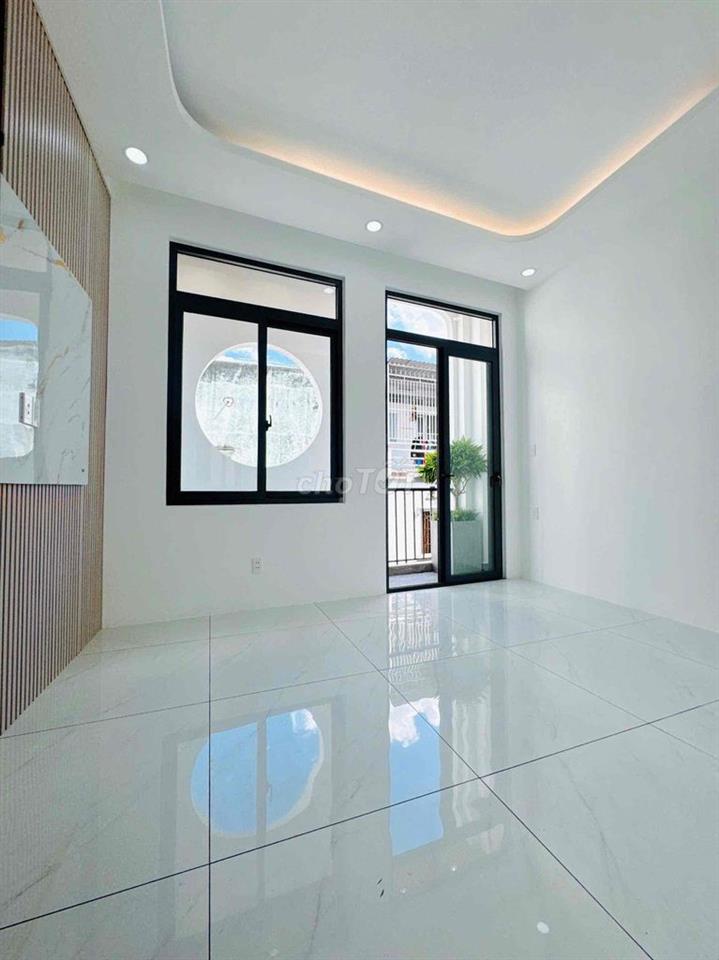HẠ GẤP 200Tr nhà PHẠM VĂN CHÍ Q6 2 TẦNG BTCT 63M2 NHỈNH 6TỶ